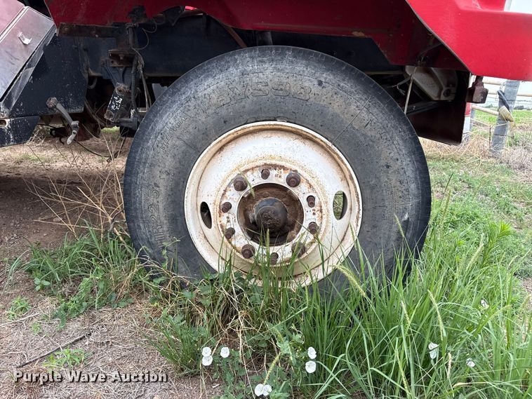image for item FB6806 1993 Western Star 4900 manure spreader truck