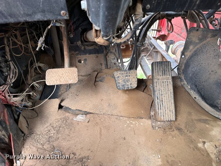 image for item FB6806 1993 Western Star 4900 manure spreader truck