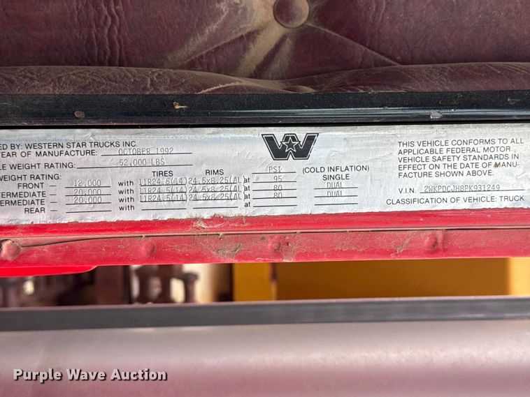 image for item FB6806 1993 Western Star 4900 manure spreader truck