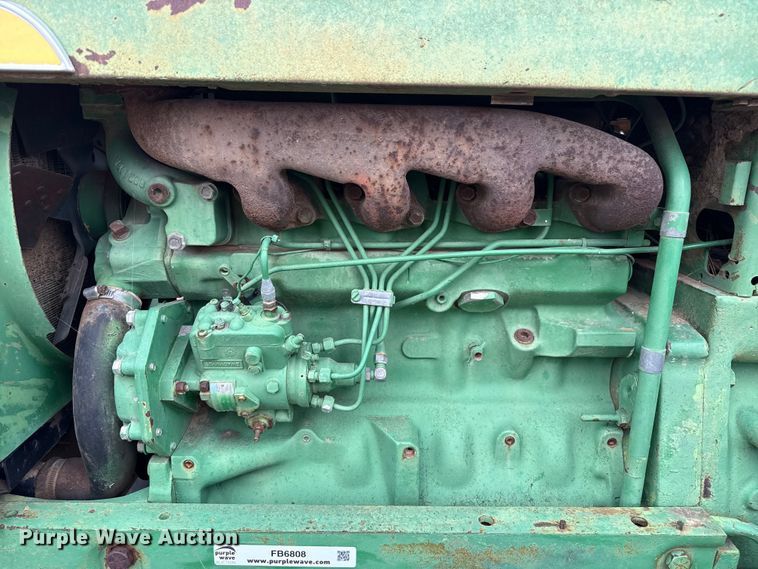 image for item FB6808 John Deere 2010 tractor