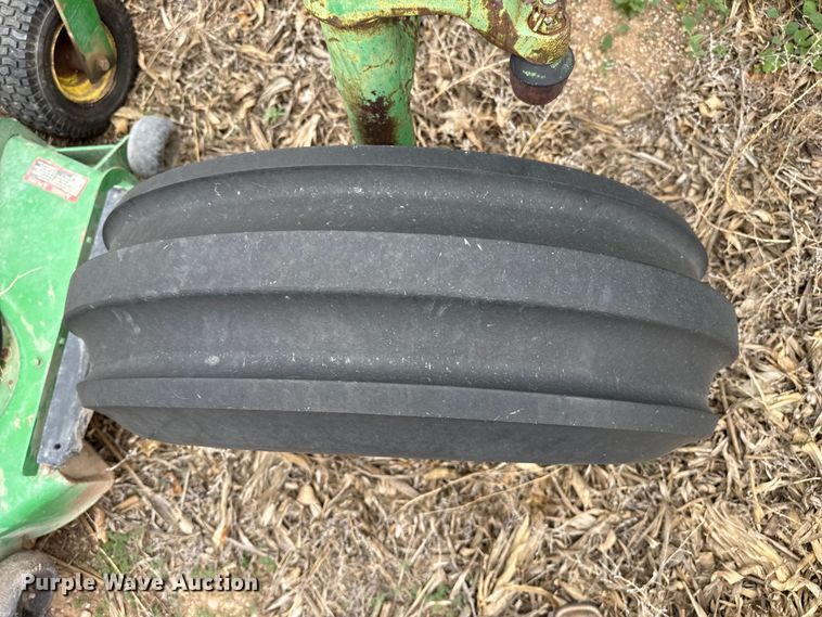 image for item FB6808 John Deere 2010 tractor