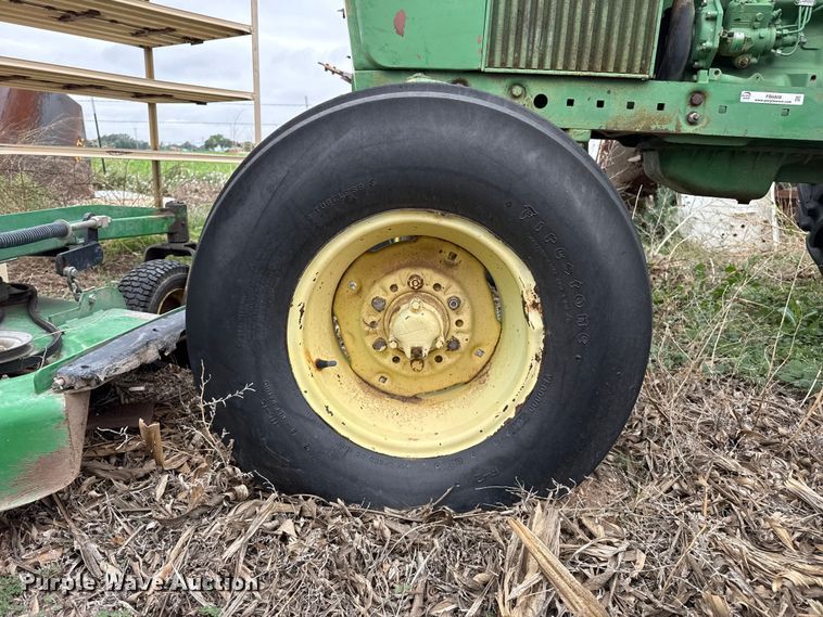image for item FB6808 John Deere 2010 tractor