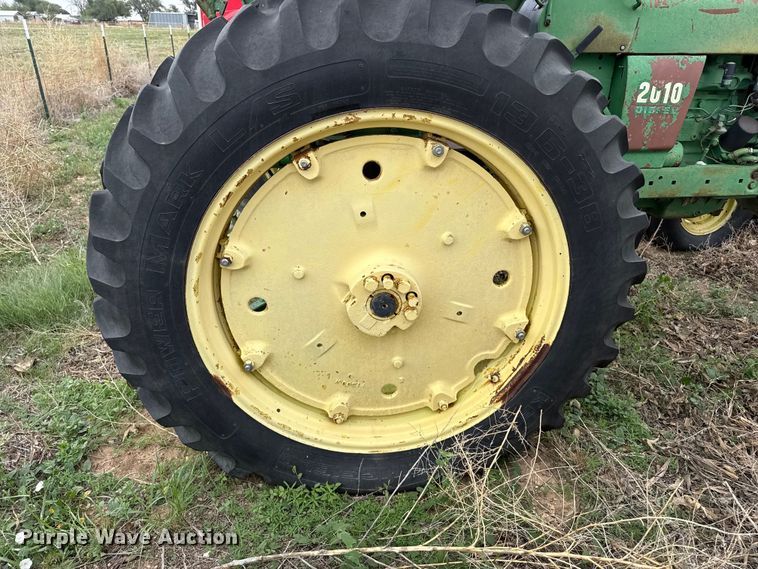 image for item FB6808 John Deere 2010 tractor