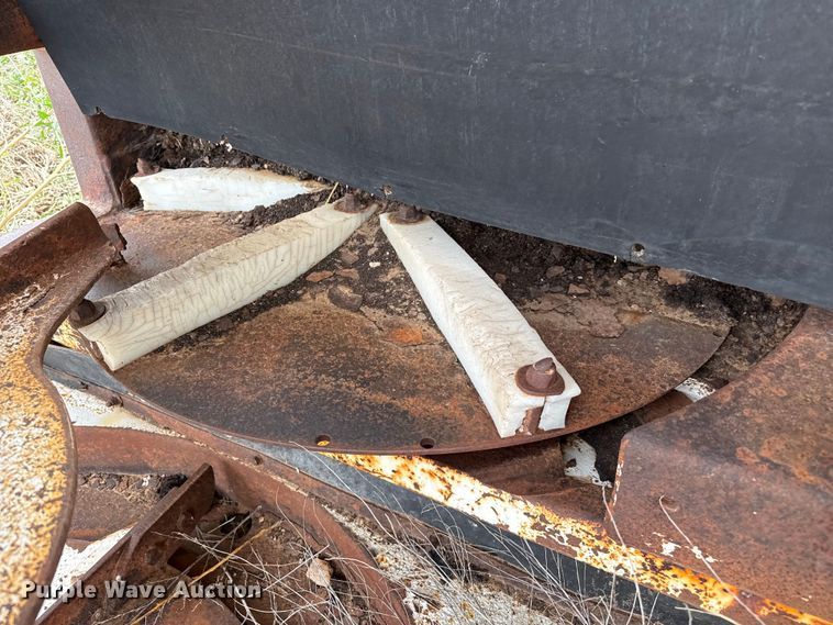 image for item FB6810 (4) manure spreader truck attachments
