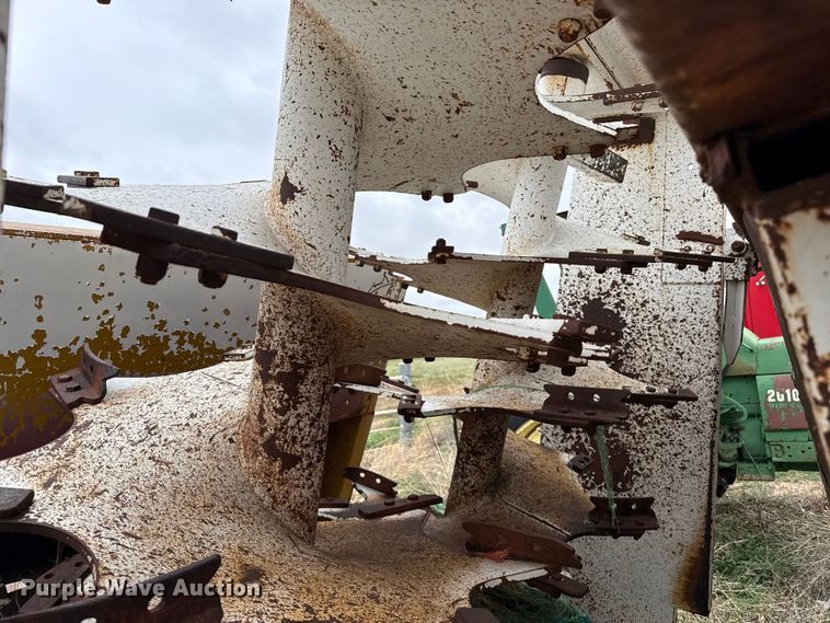 image for item FB6810 (4) manure spreader truck attachments