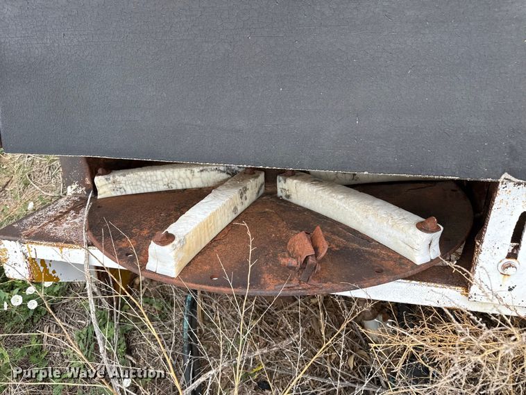 image for item FB6810 (4) manure spreader truck attachments