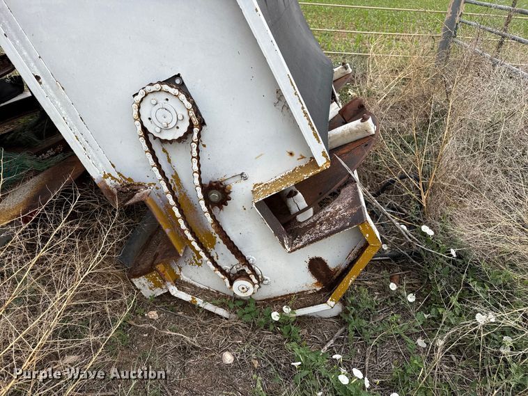 image for item FB6810 (4) manure spreader truck attachments