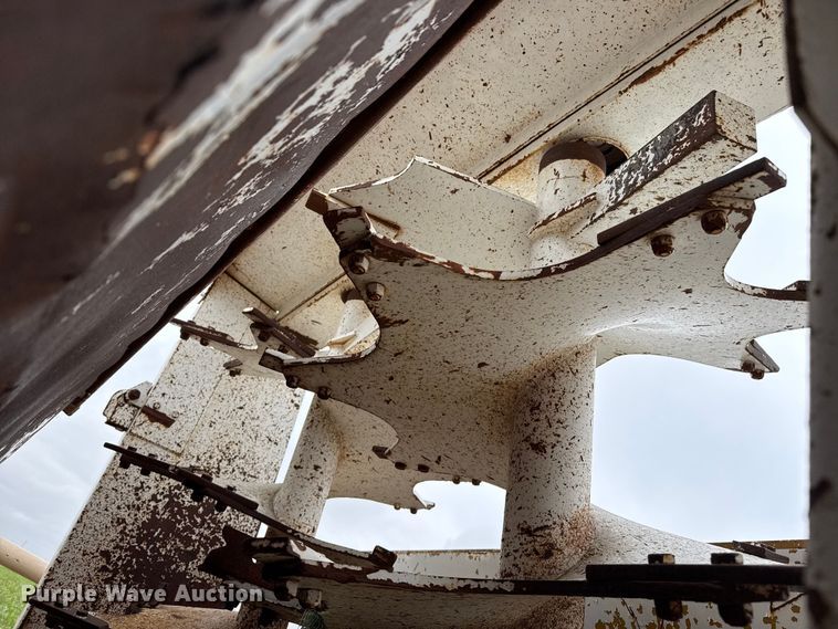 image for item FB6810 (4) manure spreader truck attachments