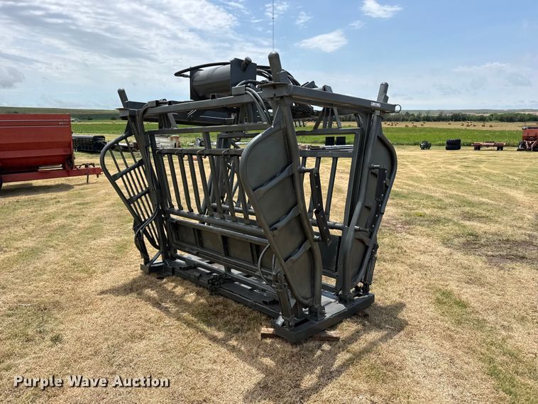 image for item FB6847 Livestock chute