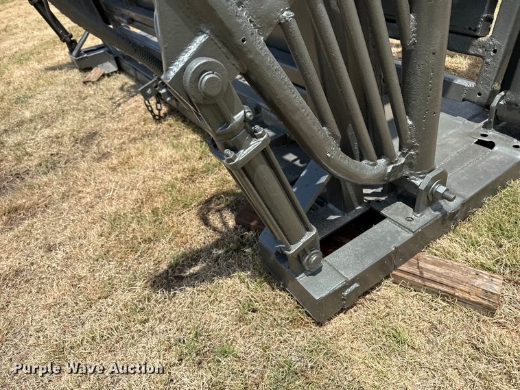 image for item FB6847 Livestock chute