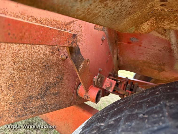 image for item FB6848 Harsh 3340 feed mixer