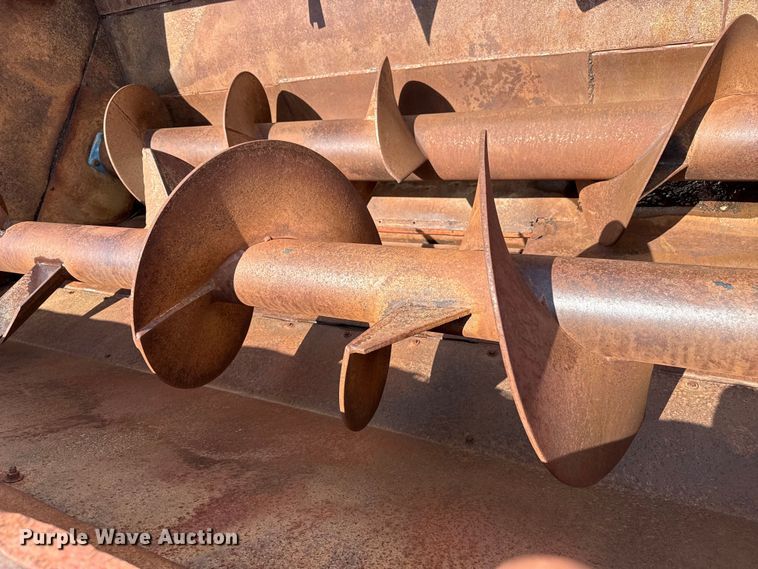 image for item FB6848 Harsh 3340 feed mixer