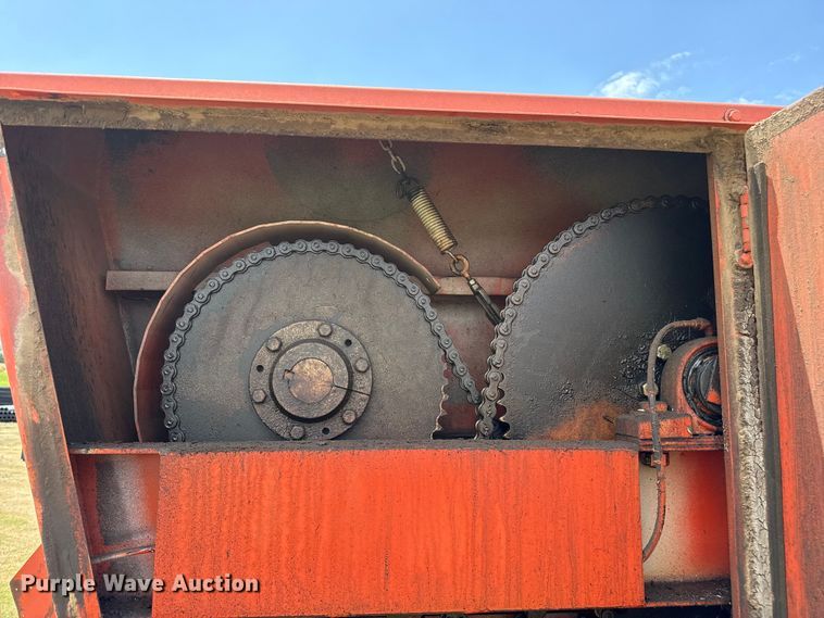 image for item FB6848 Harsh 3340 feed mixer