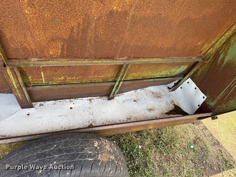 image for item FB6849 Livestock feeder