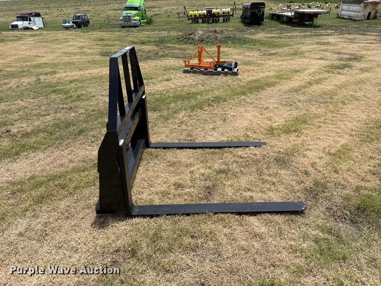 image for item FB6851 Skid steer forks