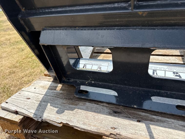 image for item FB6852 Skid steer forks