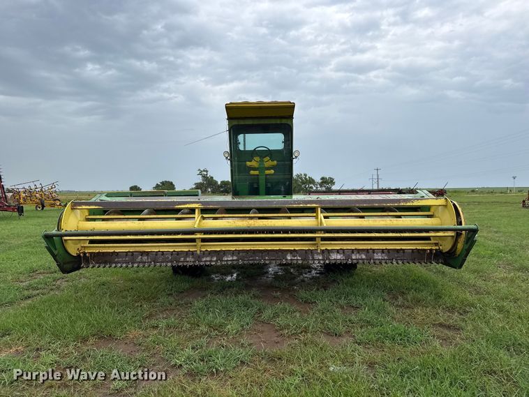 image for item FB6878 John Deere 2270 swather / windrower