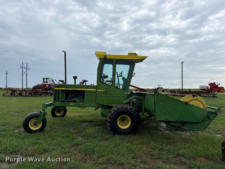 image for item FB6878 John Deere 2270 swather / windrower
