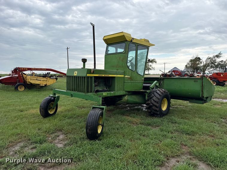 image for item FB6878 John Deere 2270 swather / windrower