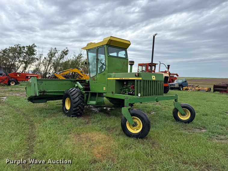 image for item FB6878 John Deere 2270 swather / windrower