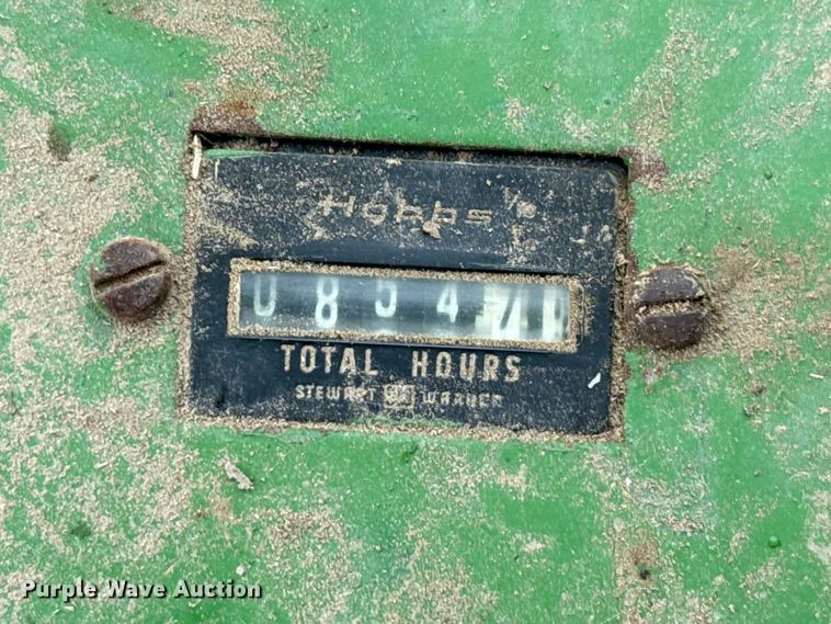image for item FB6878 John Deere 2270 swather / windrower