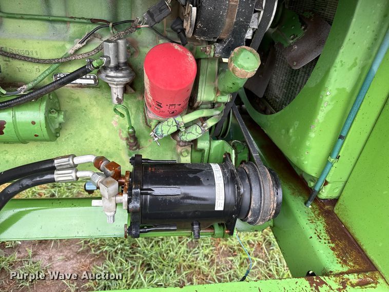 image for item FB6878 John Deere 2270 swather / windrower