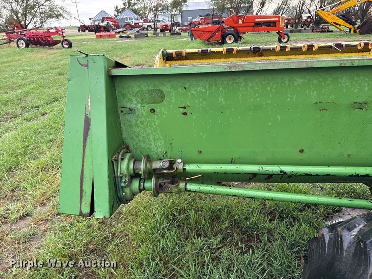 image for item FB6878 John Deere 2270 swather / windrower