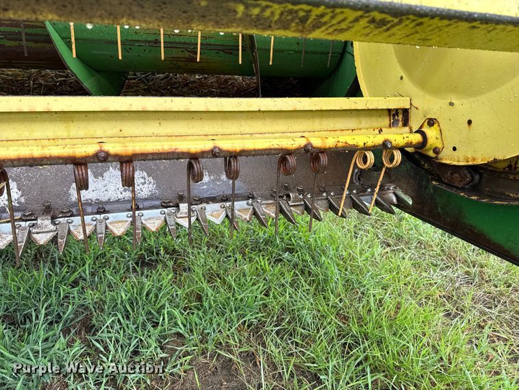 image for item FB6878 John Deere 2270 swather / windrower