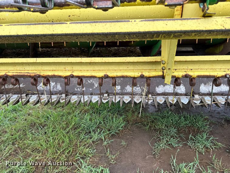 image for item FB6878 John Deere 2270 swather / windrower
