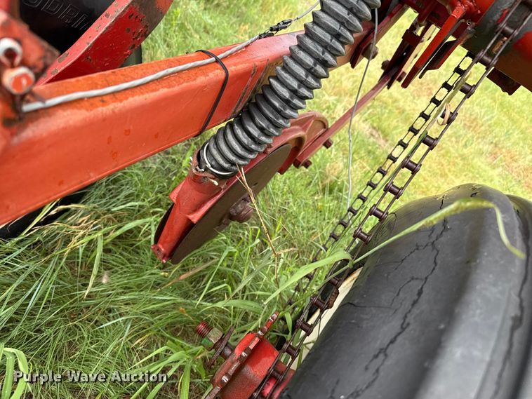 image for item FB6879 International 400 Cyclo Air planter