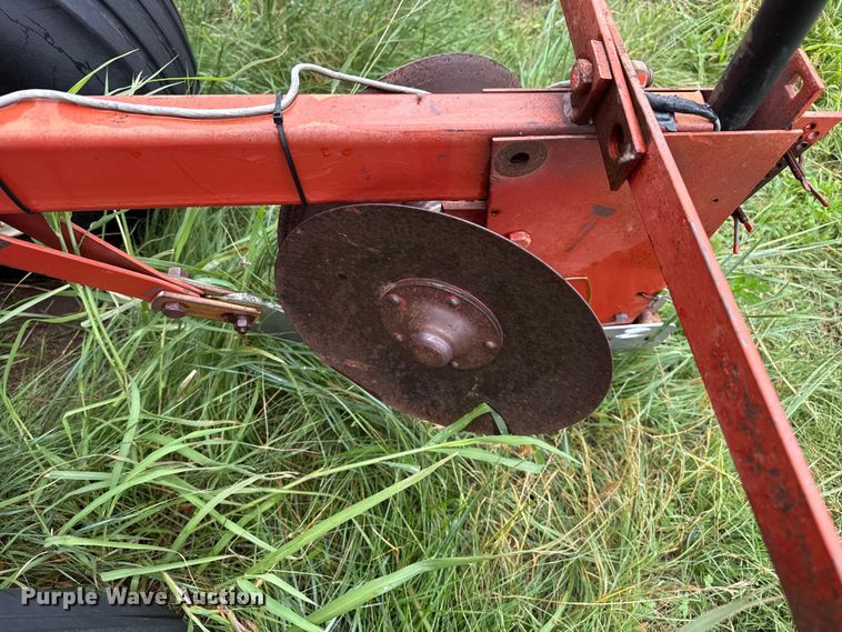 image for item FB6879 International 400 Cyclo Air planter