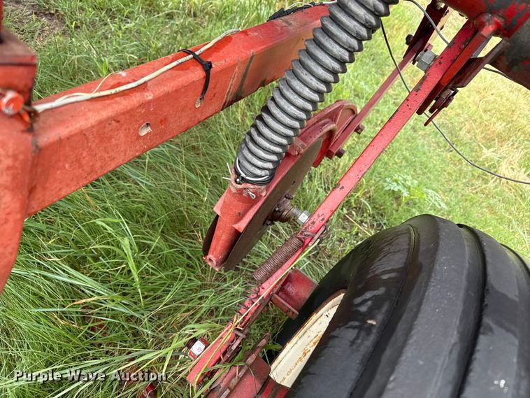 image for item FB6879 International 400 Cyclo Air planter