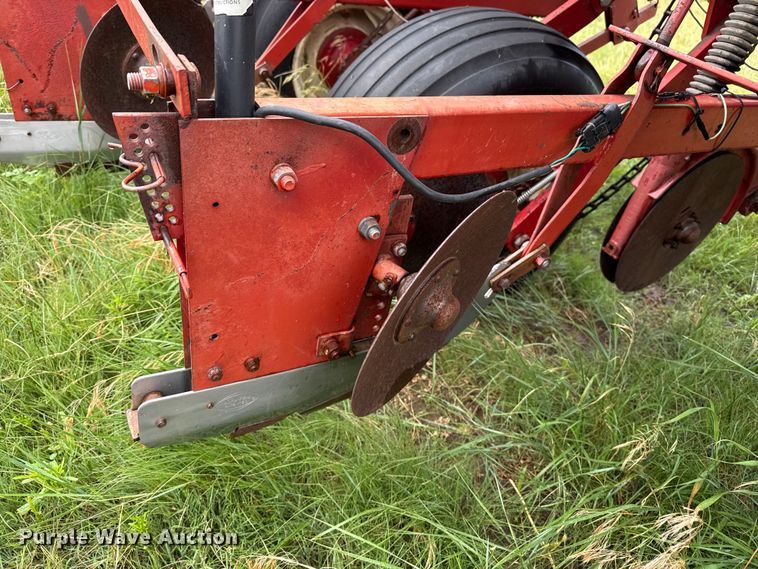 image for item FB6879 International 400 Cyclo Air planter