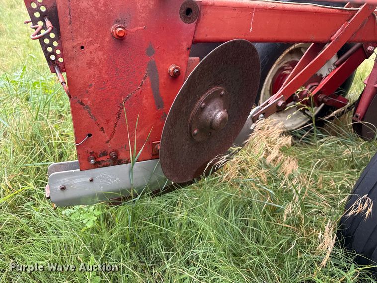 image for item FB6879 International 400 Cyclo Air planter