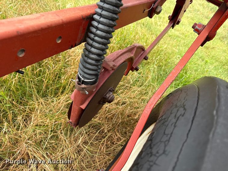 image for item FB6879 International 400 Cyclo Air planter