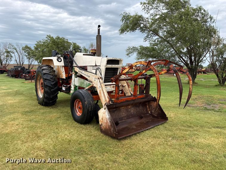 image for item FB6881 1972 Case 970 tractor