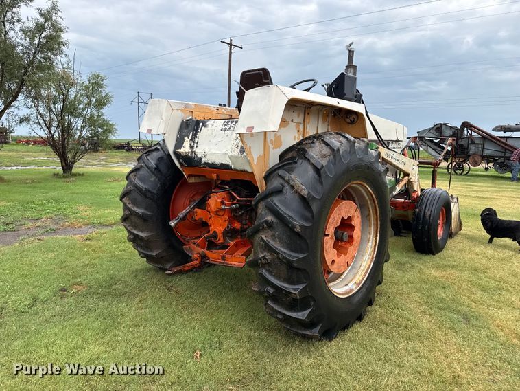 image for item FB6881 1972 Case 970 tractor