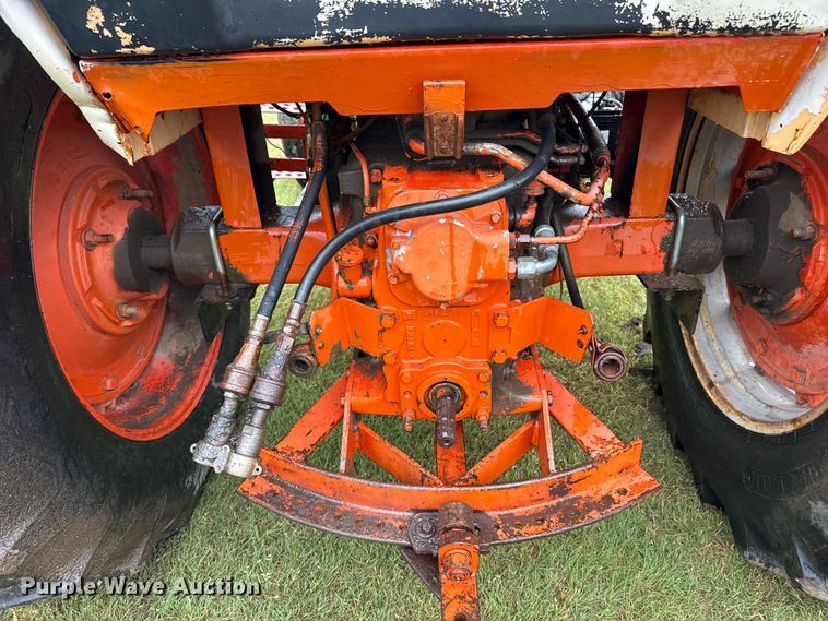 image for item FB6881 1972 Case 970 tractor