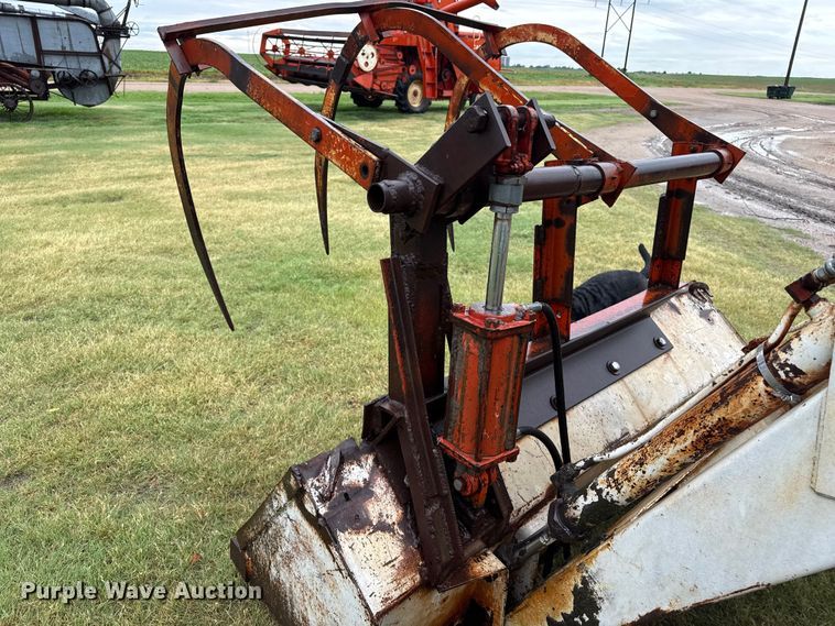image for item FB6881 1972 Case 970 tractor