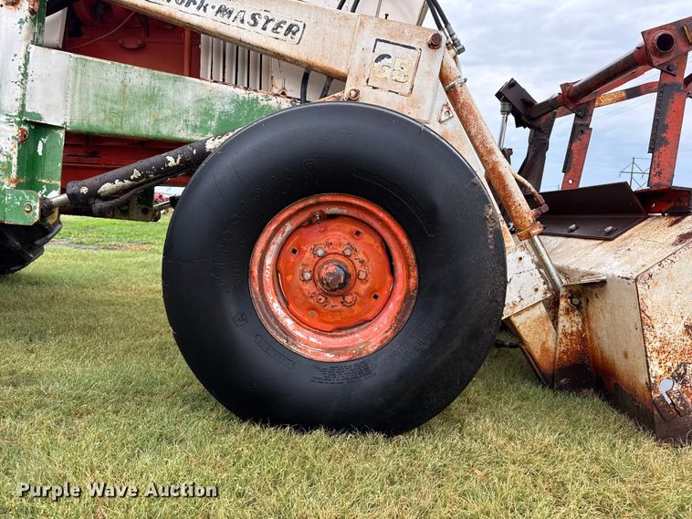 image for item FB6881 1972 Case 970 tractor