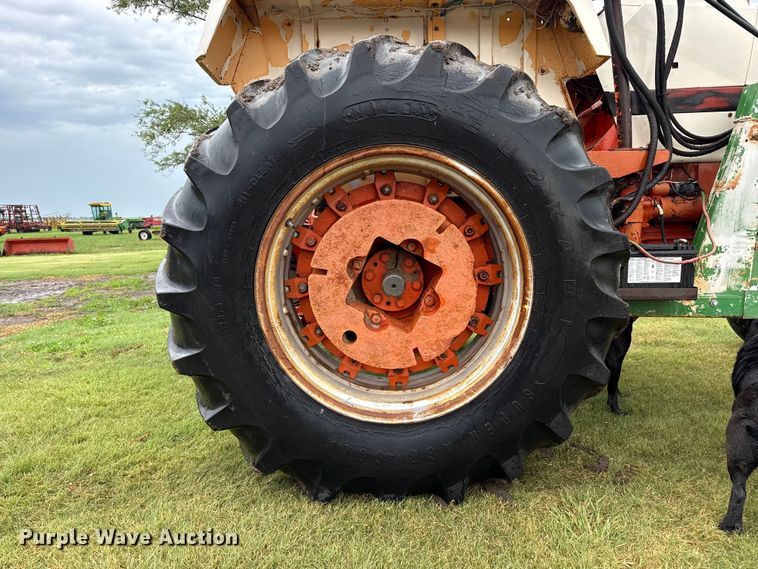image for item FB6881 1972 Case 970 tractor