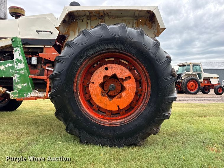 image for item FB6881 1972 Case 970 tractor