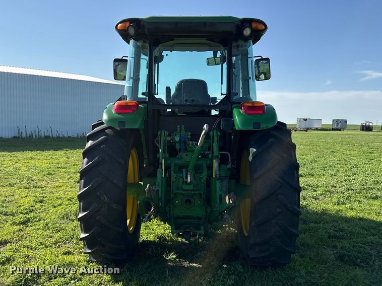 image for item FB6894 2016 John Deere 6120E MFWD tractor