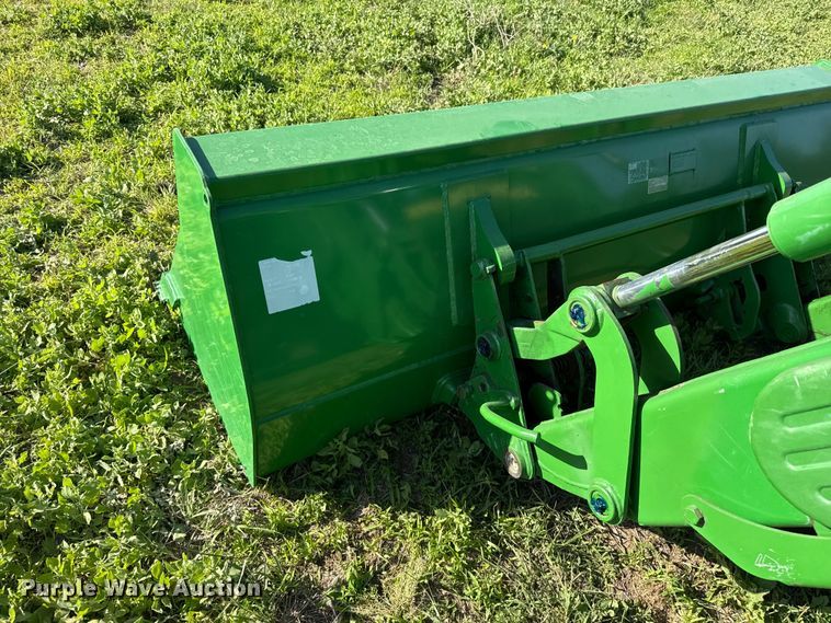 image for item FB6894 2016 John Deere 6120E MFWD tractor