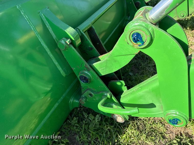 image for item FB6894 2016 John Deere 6120E MFWD tractor