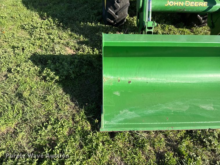 image for item FB6894 2016 John Deere 6120E MFWD tractor