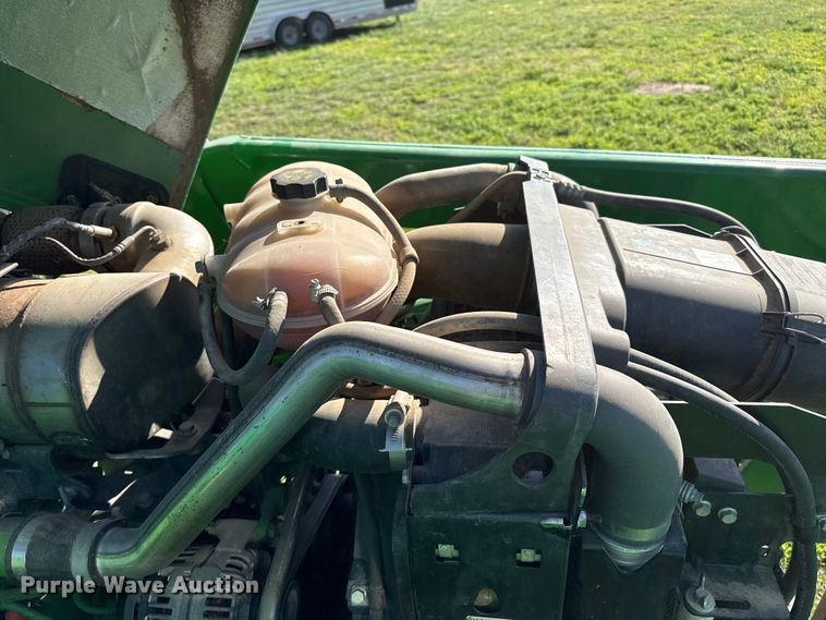 image for item FB6894 2016 John Deere 6120E MFWD tractor