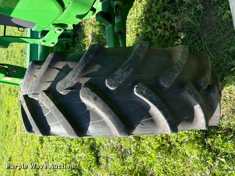 image for item FB6894 2016 John Deere 6120E MFWD tractor