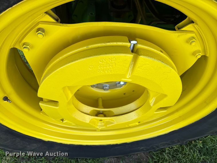 image for item FB6894 2016 John Deere 6120E MFWD tractor