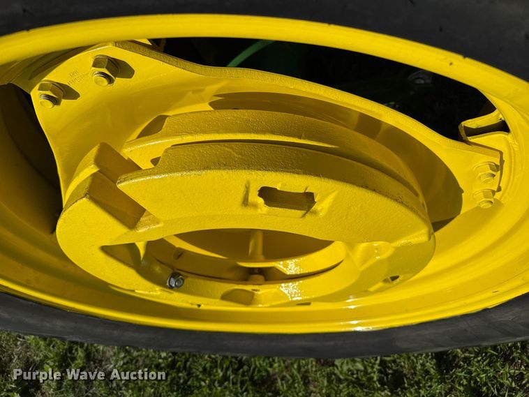 image for item FB6894 2016 John Deere 6120E MFWD tractor